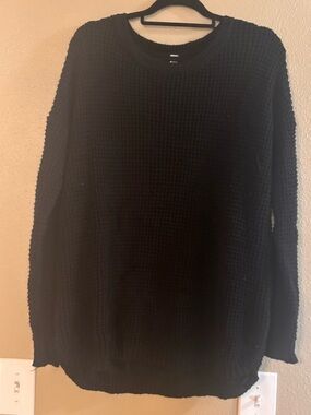 Zenana Outfitters Black Crewneck Waffle Knit Sweater